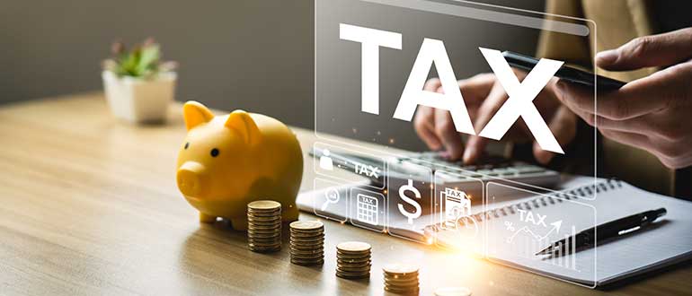 Tax deduction planning concept